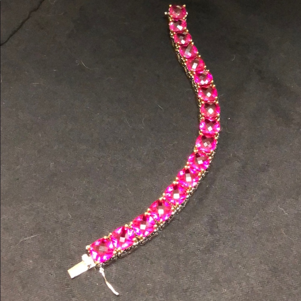 Signature bracelet price FIRM